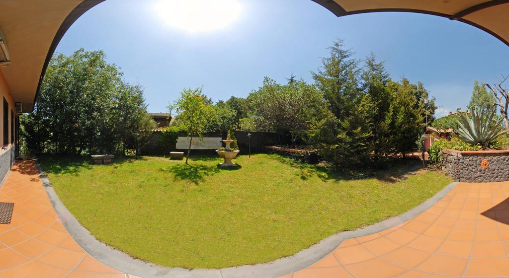 Sotto Il Vulcano Nicolosi Bagian luar foto